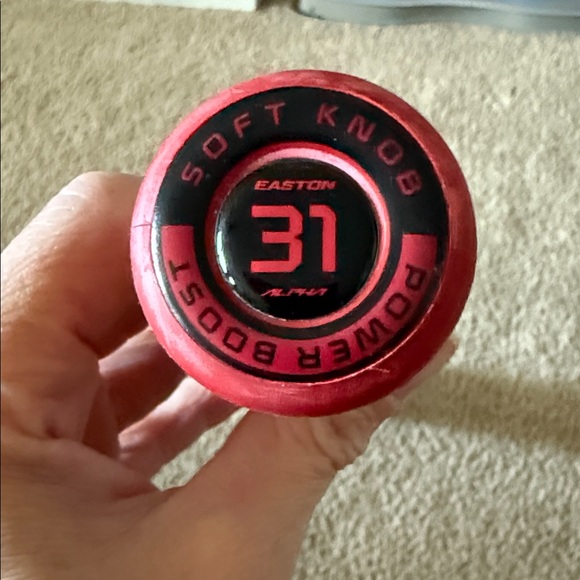 Easton Red Soft Knob Bat End Cap - Picture 1 of 6